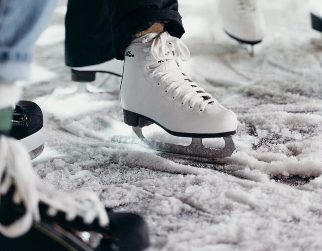 Ouverture de la patinoire extérieure et de l'anneau de glace